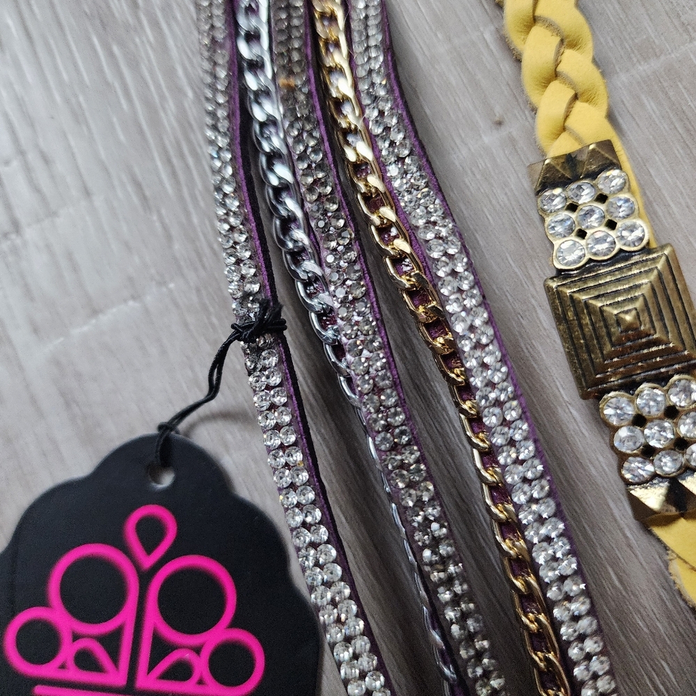Bracelets - Picture 3 of 12